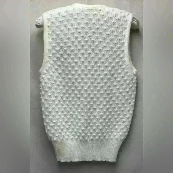 Unmarked Women’s Vintage Vest in Ecru - Picture 2 of 4
